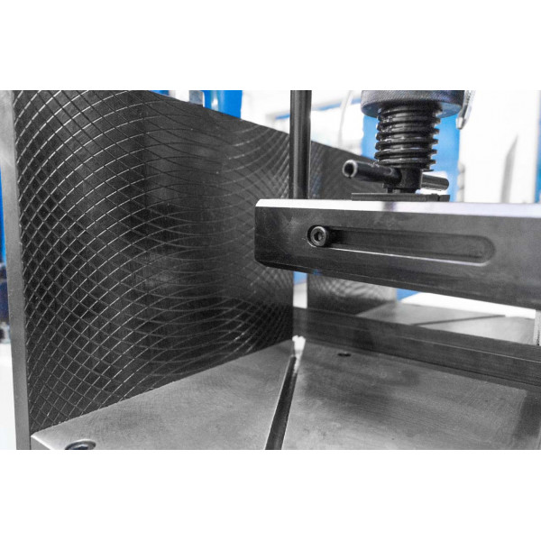 Pásová pila na kov PMS 460/600 HAD