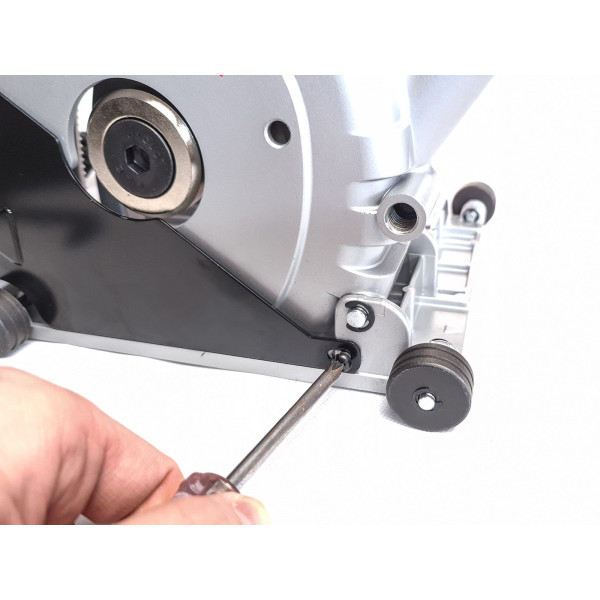 Drážkovací fréza do betonu i zdiva AGP CS180