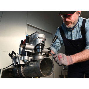 Elektrická vrtačka pro vrtání trubek, s řetězem, AGP HC127 2